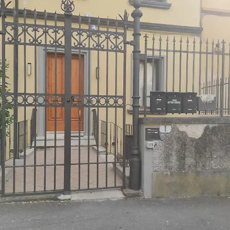 佛罗伦萨德卡莫荣住宿加早餐旅馆 3* 佛罗伦萨